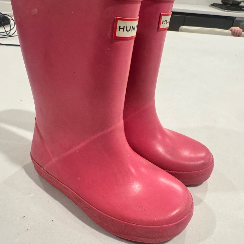 Hunter Red Footwear